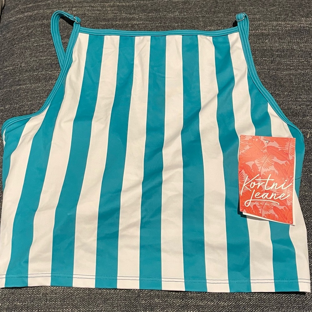 Kortni Jeane striped high-rise Top. NWT. Sz L